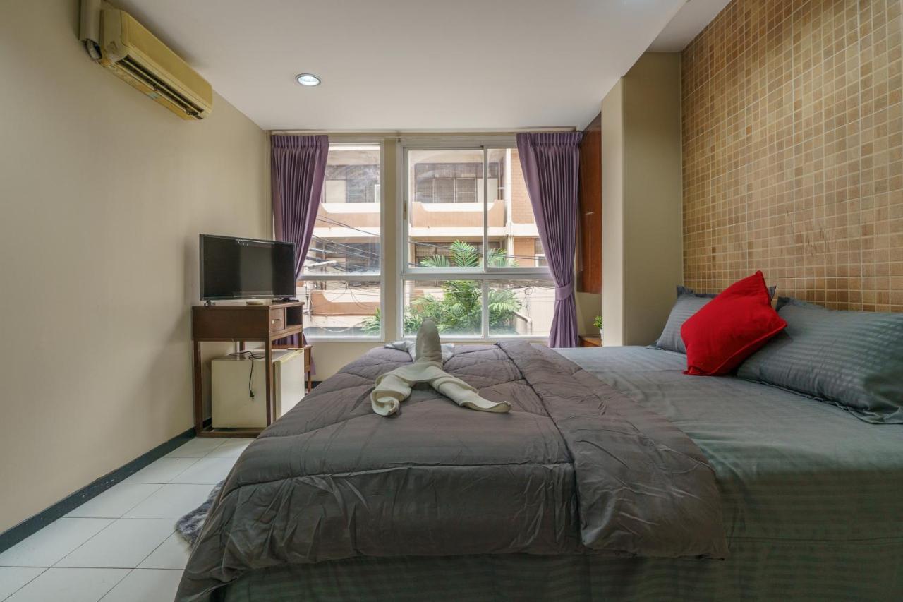 Cheqinn Bed Sukhumvit 4 Nana Plaza Bangkok Luaran gambar