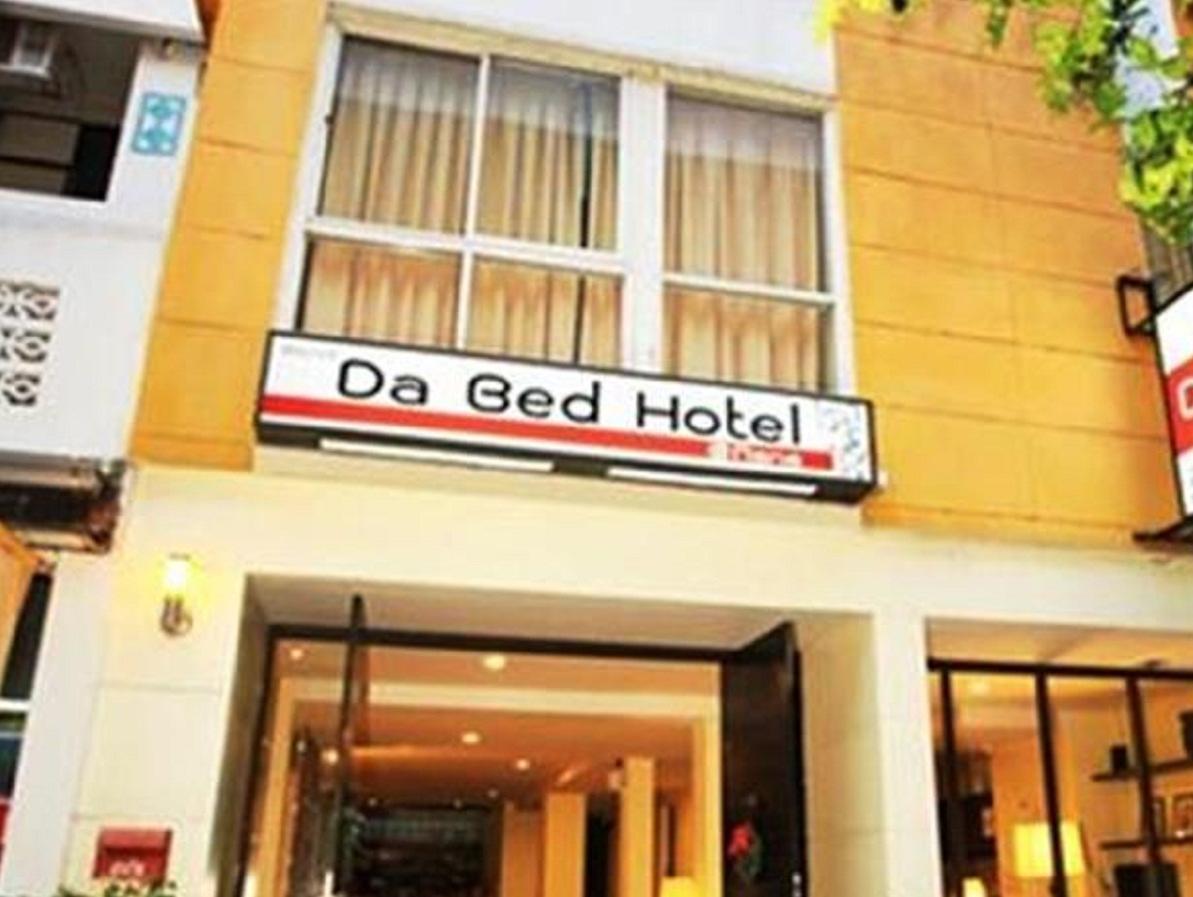 Cheqinn Bed Sukhumvit 4 Nana Plaza Bangkok Luaran gambar